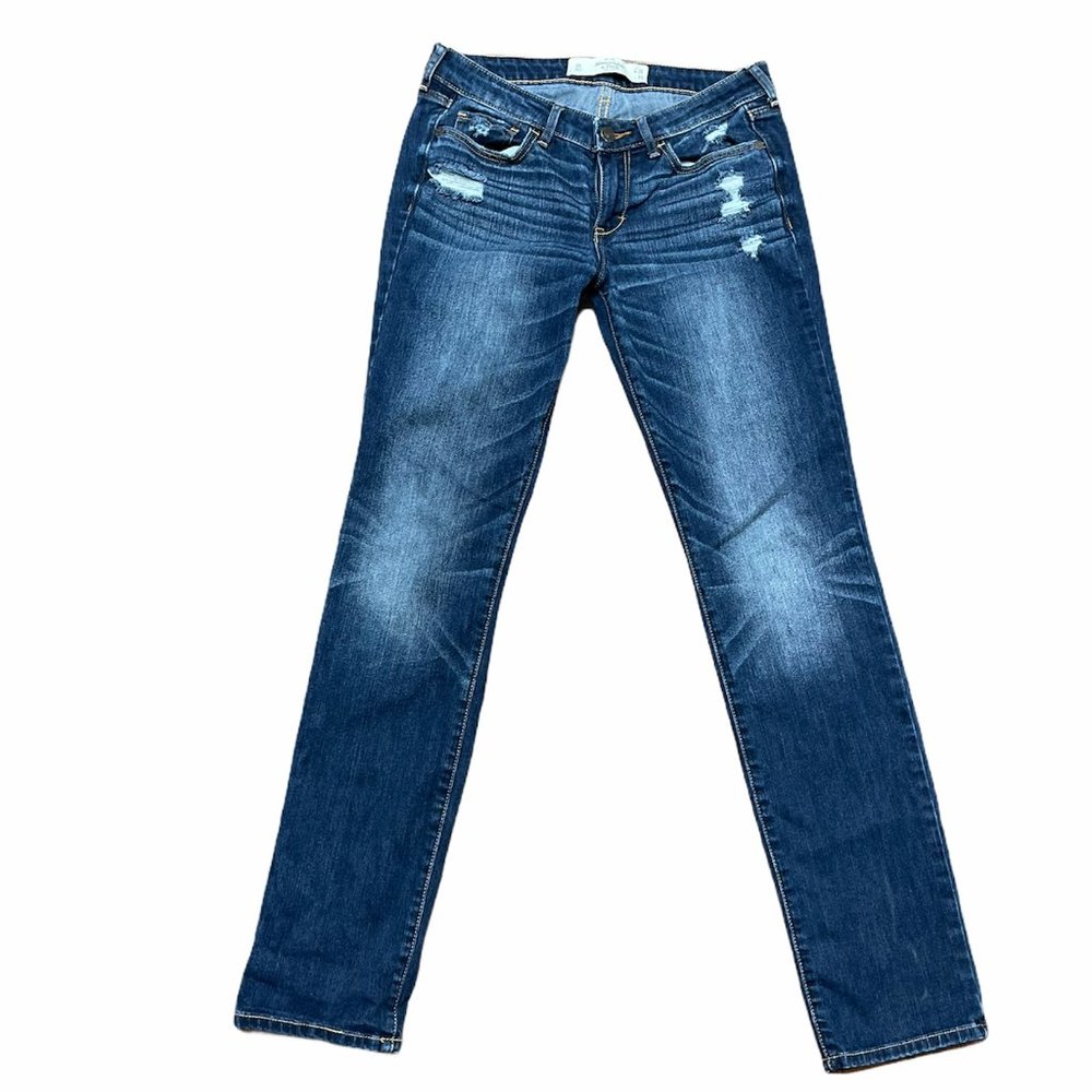 Abercombrie & Fitch Distressed 2R Jeans